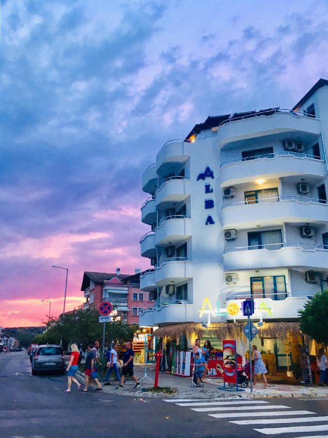 Alba Family Club Hotel プリモルスコ エクステリア 写真